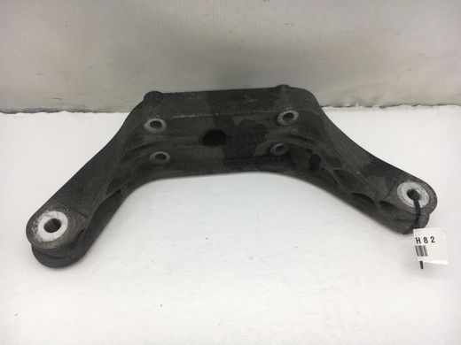 Кронштейн редуктора LAND ROVER FREELANDER 2 L359 2010-2012 (6527110600) LR003149, LR003149, A