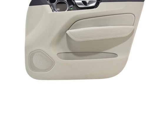 Карта двери передняя правая VOLVO XC60 2017- 31407416, 31407416, A