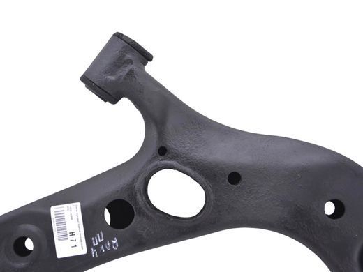 Важіль передньої підвіски передній правий TOYOTA RAV4 CA30W 2005-2010 (шарова опора та сайлентблоки під заміну) 48068-42050, 48068-42050, B
