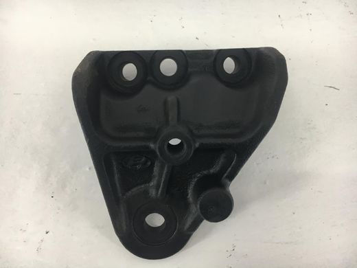 Кронштейн опоры двигателя верхний передний правый HYUNDAI SANTA FE CM 2006-2009 21825-2B200, 21825-2B200, A