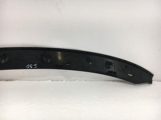 Решітка вентиляційна верхня передня внутрішня BMW 320 E90 2005-2008 51467058347, 51467058347, A