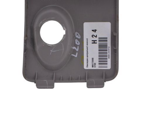 Накладка центральной консоли MITSUBISHI L200 KAOT 2006-2011 MN173080, MN173080, A