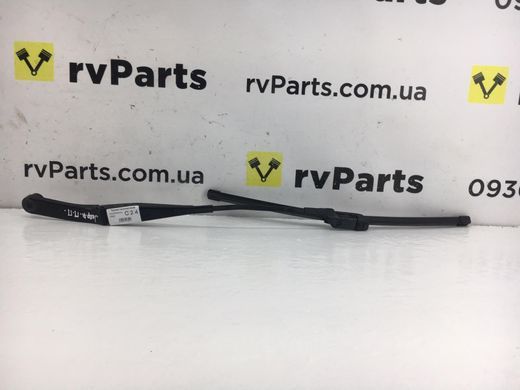 Щетка дворника правая JEEP RENEGADE 2014- 68256583AA, 68256583AA, A