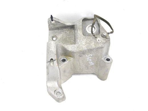 Кронштейн опори двигуна передній правий VOLVO S60 Y20 2013-2018 (31460903) 31460904, 31460904, A