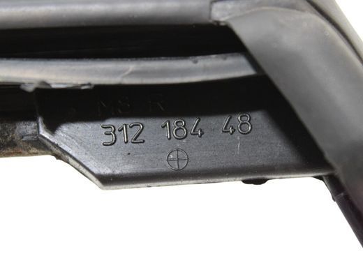 Уплотнитель боковых стекол задний правый VOLVO V60 Y20 2013-2018 (31218448) 31352552, 31352552, A