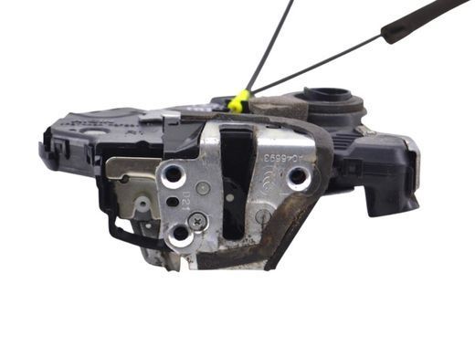 Замок дверей передній правий TOYOTA AVENSIS T27 2012-2015 (10 пінів) 69030-02250, 69030-02250, A