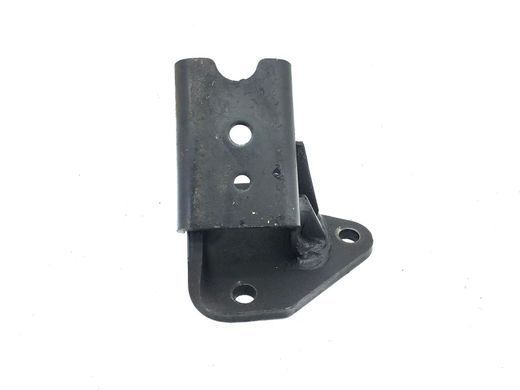 Кронштейн опоры двигателя передний левый MITSUBISHI L200 KAOT 2006-2011 1091A079, 1091A079, A