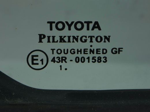 Стекло двери заднее правое TOYOTA AVENSIS T27 2012-2015 68123-05090, 68123-05090, A