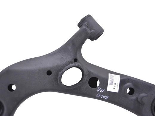 Рычаг передней подвески передний левый TOYOTA RAV4 CA30W 2005-2010 (шарова опора та сайлентблоки під заміну) 48069-42050, 48069-42050, B