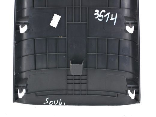 Накладка центральної консолі задня KIA SOUL 2015-2019 84670-B2000EQ, 84670-B2000EQ, B