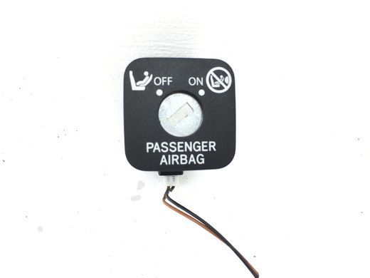 Выключатель Airbag TOYOTA AVENSIS T27 2009-2011 69065-05010, 69065-05010, A