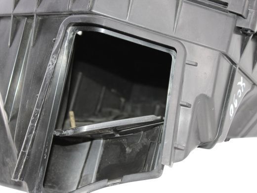 Корпус воздушного фильтра VOLVO XC90 2015-2019 (в зборі) 31338742, 31338742, A