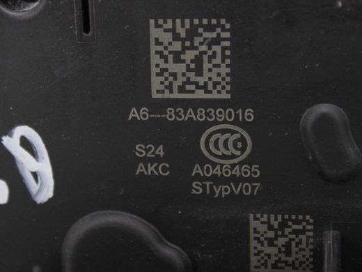 Замок двери задний правый AUDI Q3 F3 2018-2025 (8 пінів) 83A839016, 83A839016, B