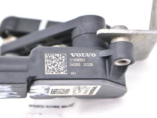 Датчик высоты подвески задний правый VOLVO XC60 2017- (31406563) 32246988, 32246988, A