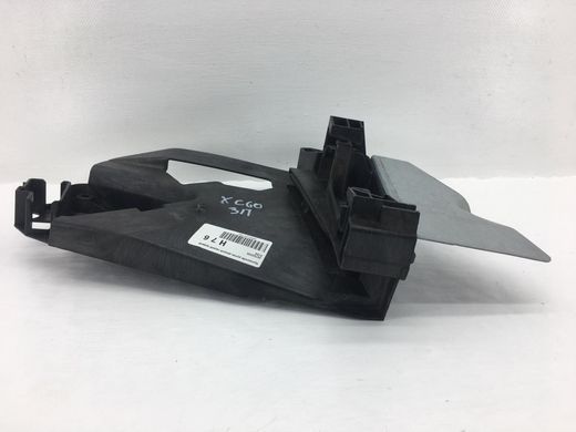 Кронштейн замка дверей задній правий VOLVO XC60 2008-2013 30753338, 30753338, A