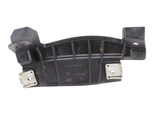 Кронштейн бампера задний правый LAND ROVER DISCOVERY SPORT L550 2019- (LK7217B931AA) LR127488, LR127488, A