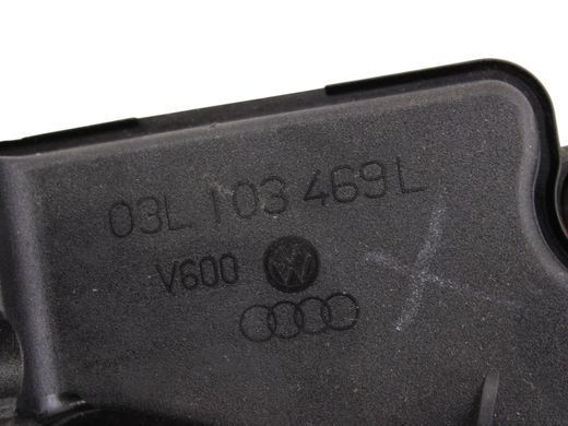 Кришка головки блоку AUDI Q5 2008-2012 03L103469L, 03L103469L, A