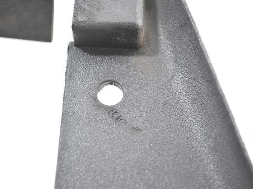 Накладка петлі кришки багажника ліва LAND ROVER FREELANDER 2 L359 2006-2010 LR003694, LR003694, B