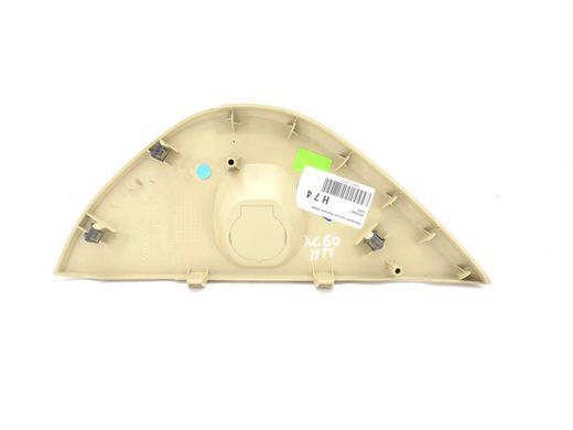 Накладка торпедо передня права VOLVO XC60 2008-2013 (39886600) 30755647, 30755647, A