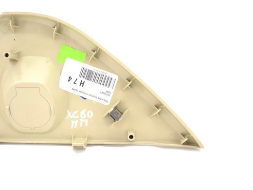 Накладка торпедо передня права VOLVO XC60 2008-2013 (39886600) 30755647, 30755647, A