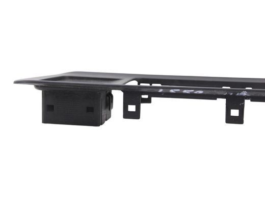 Накладка ручки передня права внутрішня LAND ROVER DISCOVERY SPORT L550 2014-2019 LR067177, LR067177, A