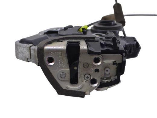 Замок дверей задній лівий TOYOTA AVENSIS T27 2012-2015 (8 пінів) 69060-02230, 69060-02230, A