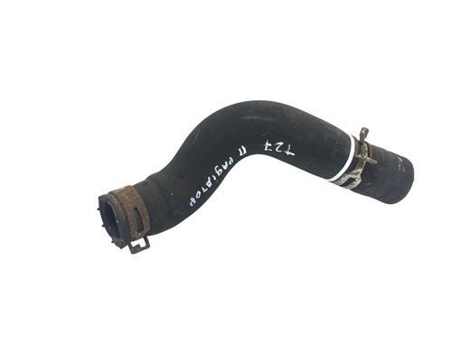 Патрубок радіатора правий TOYOTA AVENSIS T27 2012-2015 16572-0R040, 16572-0R040, A