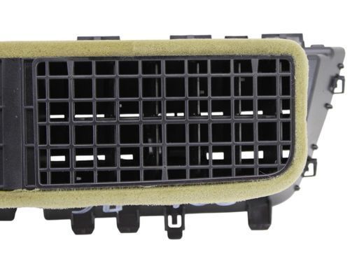Дефлектор воздушный верхний передний POLESTAR 2 2020- (в зборі з 32219107) 32219108, 32219108, B