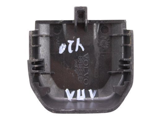 Заглушка сиденья передняя левая правая VOLVO V60 Y20 2013-2018 8618808, 8618808, B