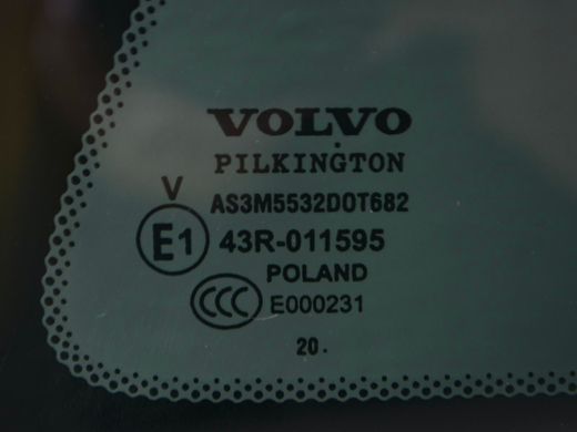 Скло в кузов заднє праве VOLVO XC60 2017- (32314269) 32314876, 32314876, A