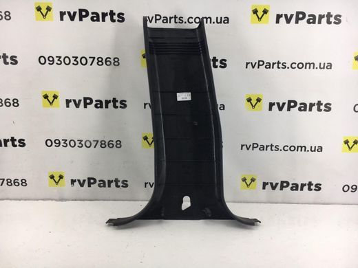 Накладка середньої стійки права INFINITI QX56 2004-2010 769157S000, 769157S000, A