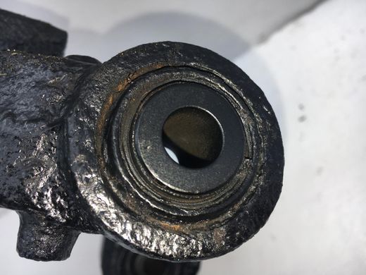 Цапфа задня права VOLVO XC90 2002-2014 31277992, 31277992, A