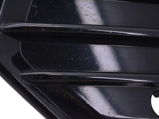 Решітка бампера передня ліва VOLVO S60 SPA 2019-2024 32227026, 32227026, B