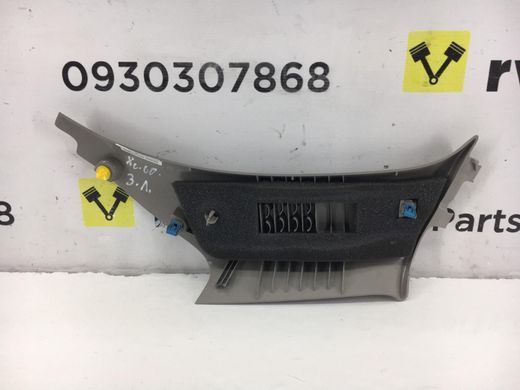 Накладка задньої стійки верхня ліва VOLVO XC60 2013-2017 39806032, 39806032, A