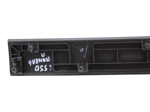 Накладка торпедо передня права LAND ROVER DISCOVERY SPORT L550 2019- (LR137051) LK72045R61B, LK72045R61B, B
