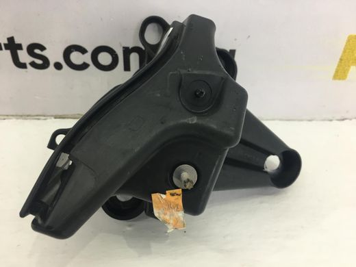 Кронштейн бампера задній правий PEUGEOT 3008 2009-2013 (7416Q0) 9683195680, 9683195680, A
