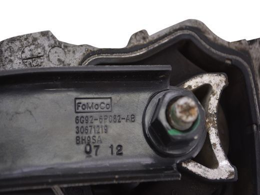 Подушка двигателя правая VOLVO XC60 2008-2013 (зі стійками 30671219 та 30748173) 31277312, 31277312, A