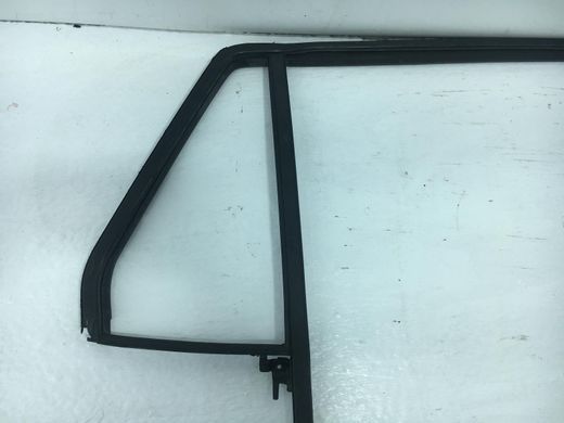 Ущільнювач бічного скла задній правий HYUNDAI SANTA FE CM 2006-2009 83541-2B000, 83541-2B000, A
