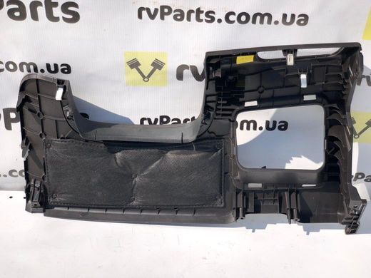 Накладка на кермо нижня HYUNDAI SANTA FE S1 2018-2020 84750S2000SST, 84750S2000SST, A