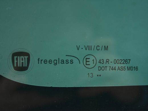 Скло в кузов заднє праве FIAT 500L 2012-2016 51883699, 51883699, B