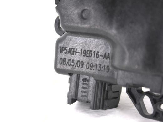 Привод заслонки печки INFINITI QX56 2004-2010 VP5ASH-19E616-AA, VP5ASH-19E616-AA, A