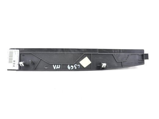 Накладка стойки лобового стекла передняя левая LAND ROVER FREELANDER 2 L359 2006-2010 (6H52-025C23-AE, середня) LR007458, LR007458, A