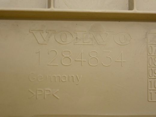 Накладка центральної консолі права VOLVO XC60 2008-2013 (1284834) 39804189, 39804189, A