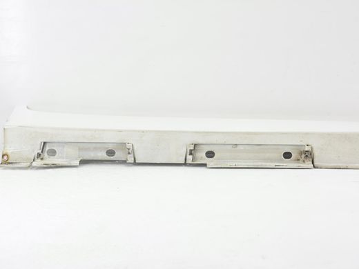 Накладка порога права TOYOTA VERSO WAR20 2012-2018 75850-0F010, 75850-0F010, B