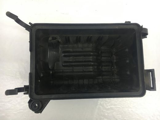 Корпус повітряного фільтра нижній HYUNDAI SANTA FE CM 2006-2009 28112-2B200, 28112-2B200, A