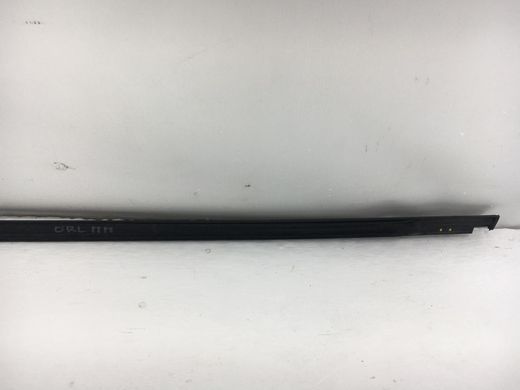 Молдинг двери правый внешний CHEVROLET ORLANDO 2010-2017 95186822, 95186822, A