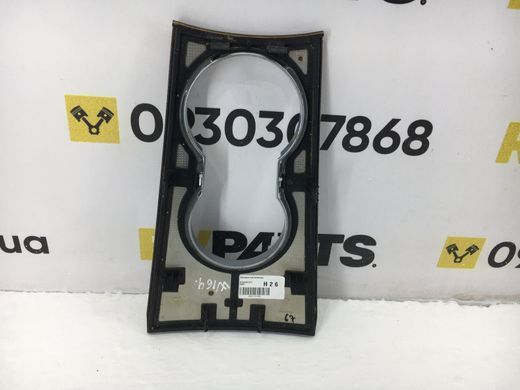 Накладка подстаканника MERCEDES ML 320 W164 2005-2008 A1646801317, A1646801317, B