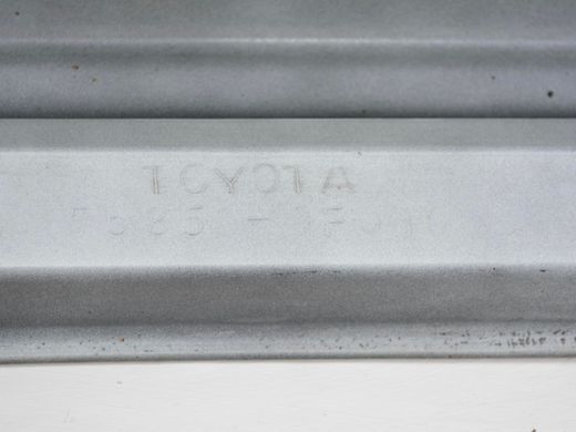 Накладка порога права TOYOTA VERSO WAR20 2012-2018 75850-0F010, 75850-0F010, B