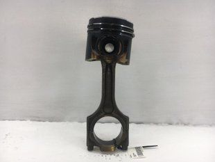Шатун VOLVO XC60 2008-2013 (з поршнем, для двигуна D5244T) 31339269, 31339269, A
