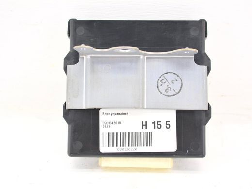 Блок управління роздавальною коробкою TOYOTA RAV4 CA30W 2005-2010 8963042010, 8963042010, A